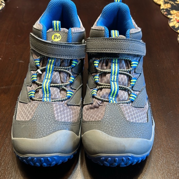 Merrill waterproof boots size 4m - Picture 1 of 5